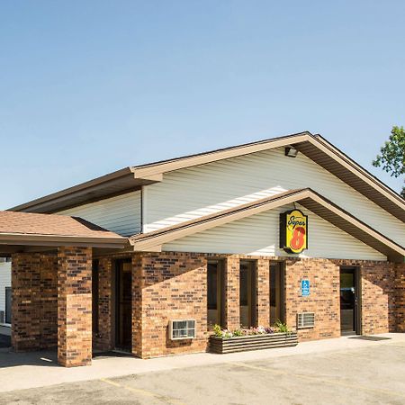 Super 8 By Wyndham Fergus Falls Экстерьер фото